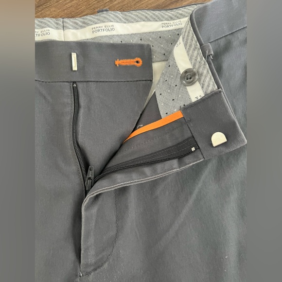 Perry Ellis Slim Fit Pants - Picture 3 of 5